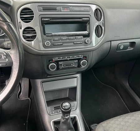 Volkswagen Tiguan cena 33900 przebieg: 172000, rok produkcji 2012 z Leszno małe 191
